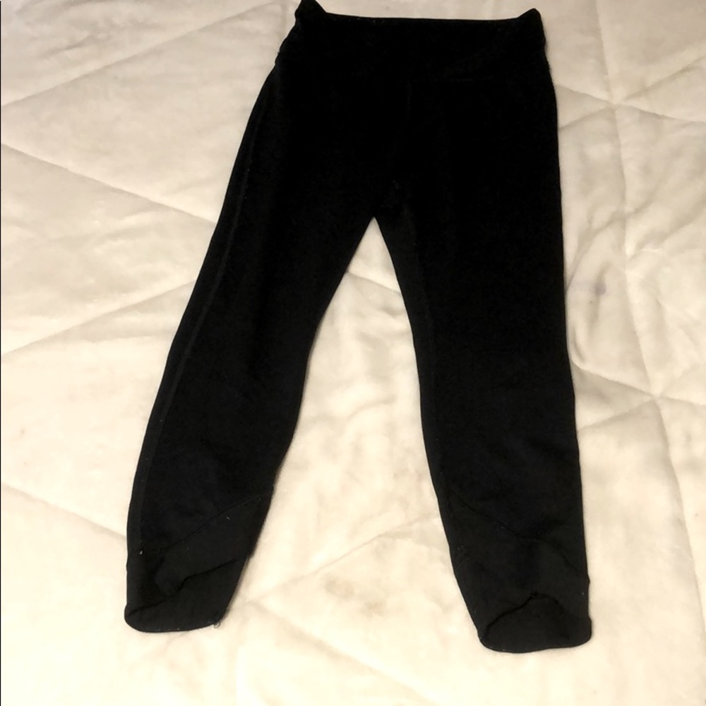 Black Nike leggings